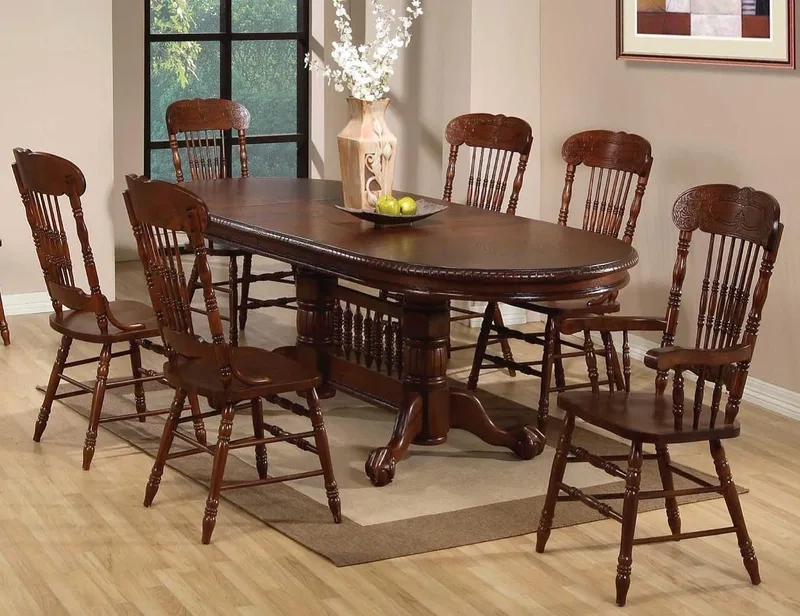 Bàn ăn bầu dục ngoài trời bền bỉ với mọi điều kiện thời tiết