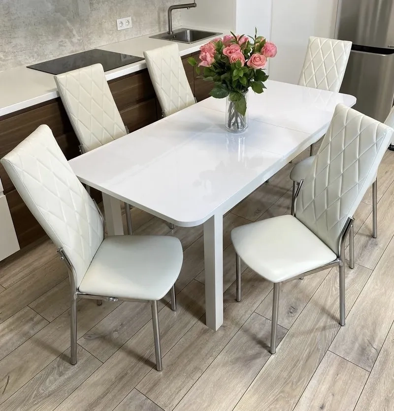 Tận hưởng bữa tiệc ấm cúng với ảnh bàn ăn chung cư tổ chức tiệc