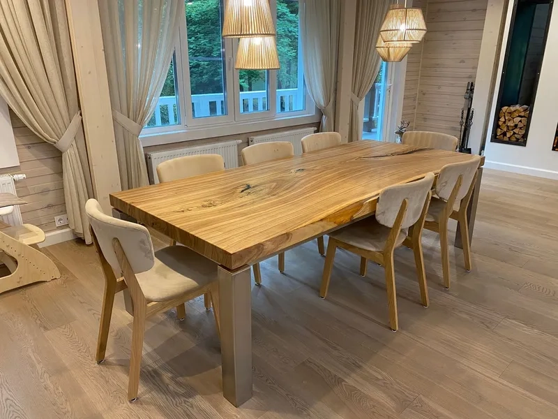 Hướng dẫn cách chọn bàn ăn gỗ sồi phù hợp phòng bếp