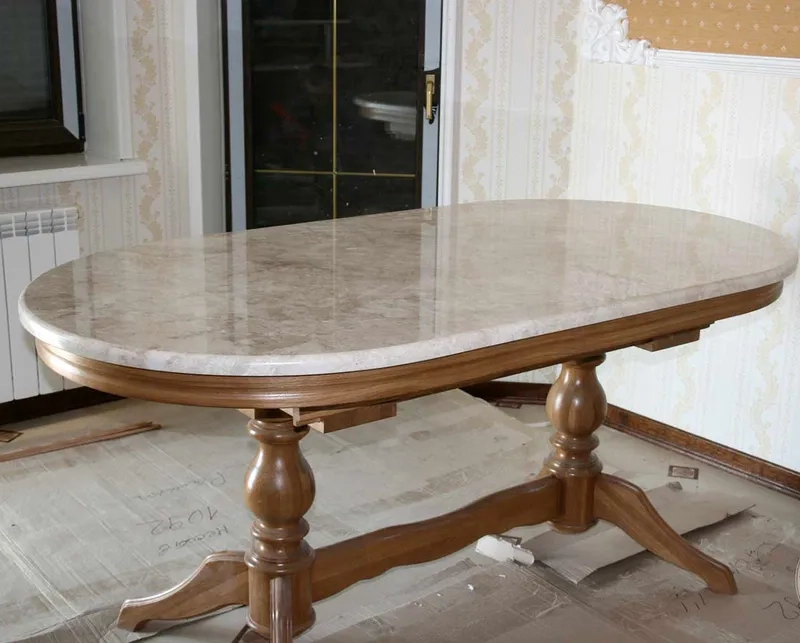 Khám phá bàn ăn đá sang trọng giá hợp lý cho mọi nhà