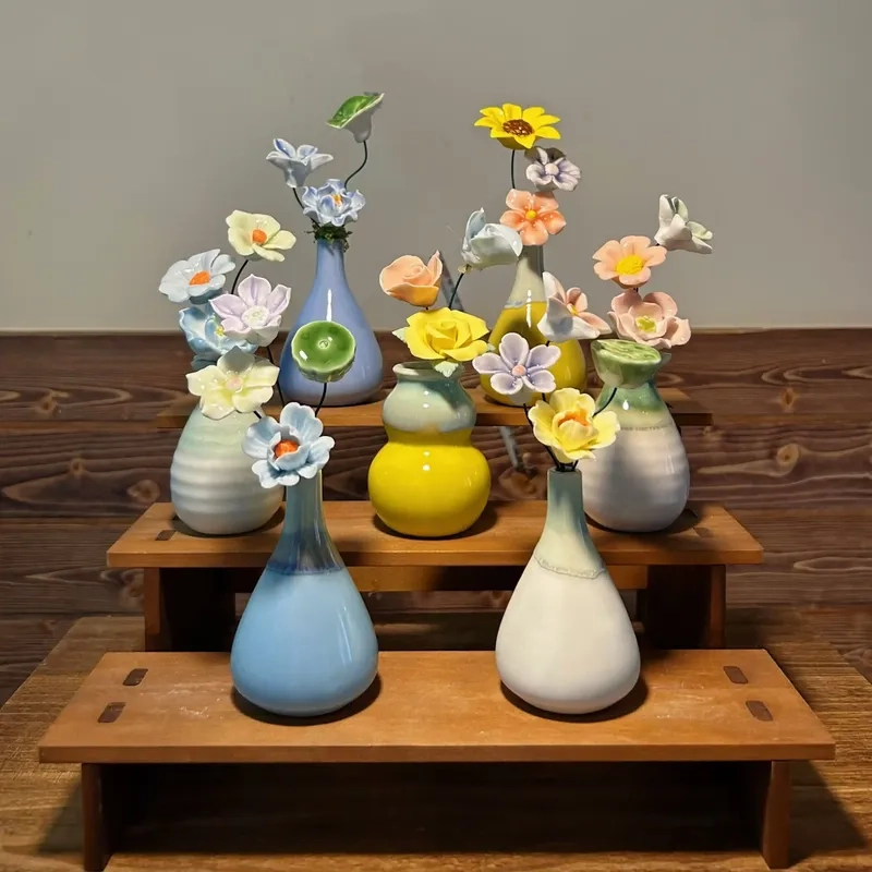 Ảnh bình lọ trang trí bàn ăn cảm hứng ấm cúng