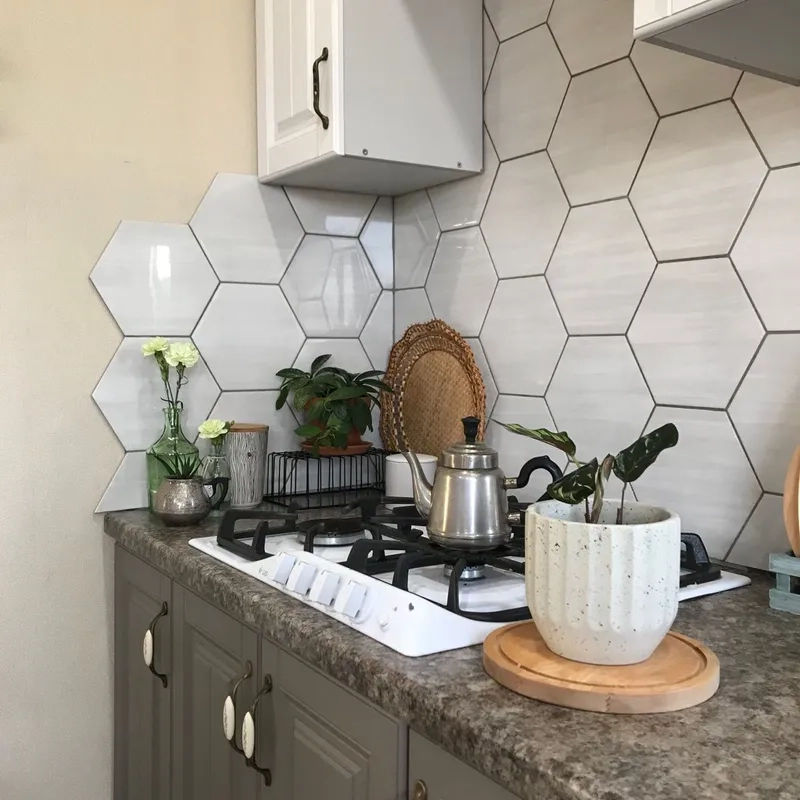 Gạch lục giác ốp bếp vân đá