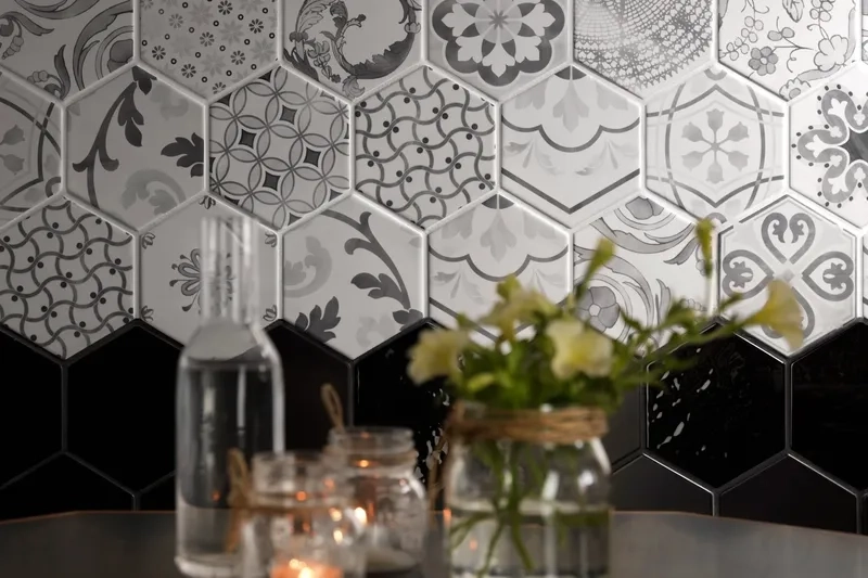 Phối màu gạch lục giác đen trắng