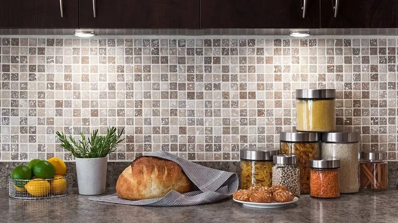 Gạch Mosaic thủy tinh ốp bếp