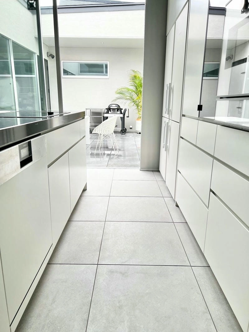 Mẫu bếp chill được yêu thích bởi sự tối giản