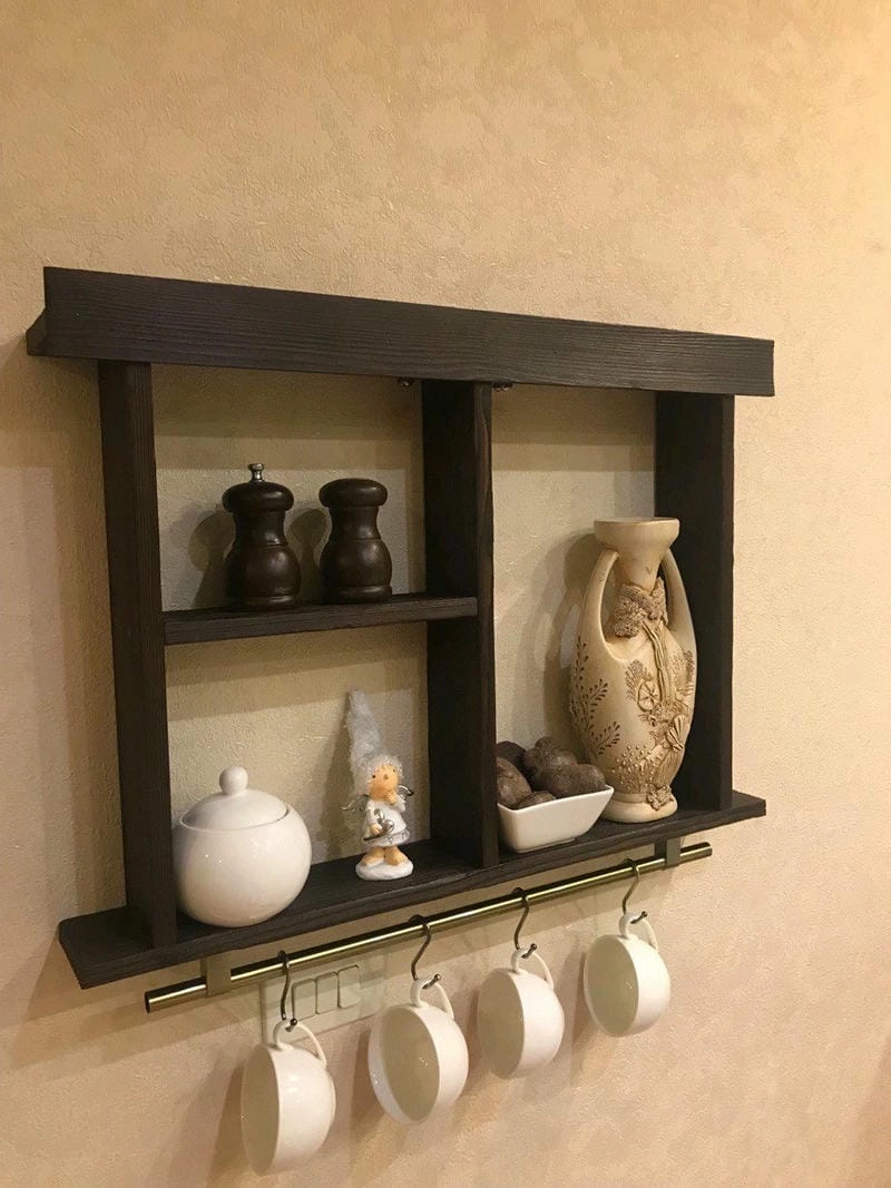 Tủ kệ gỗ nhà bếp kết hợp lưu trữ tiện nghi