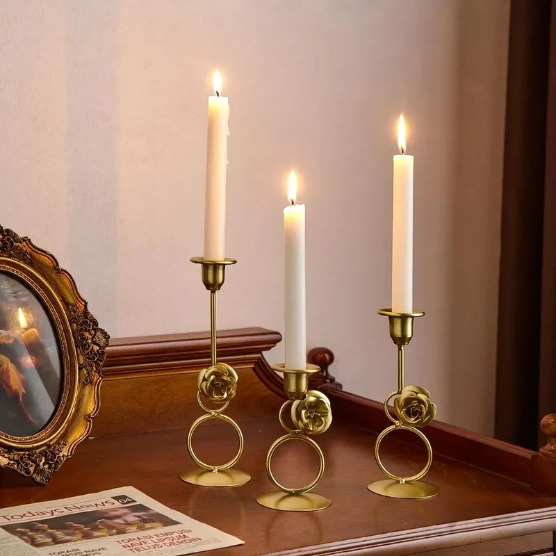 Ảnh khung nến bàn ăn trang trí với khung nến bàn ăn hài hòa