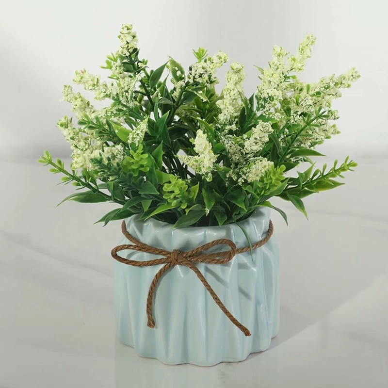 Mẫu bình hoa đẹp giúp bàn ăn thêm cuốn hút