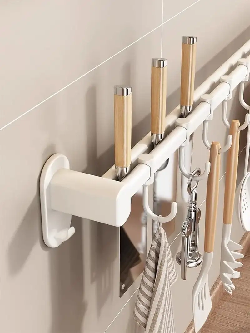 Móc dán tường bếp dễ lắp đặt không cần khoan