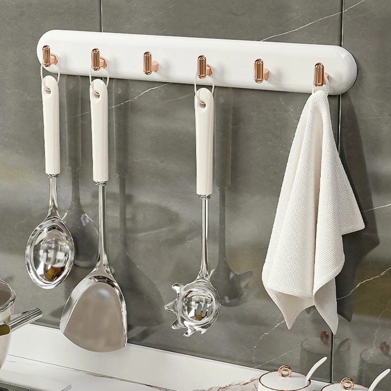 Thanh treo đồ bếp tiện lợi cho việc sắp xếp dụng cụ