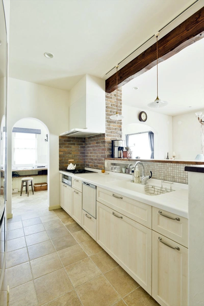 Mẫu sàn bếp hiện đại được nhiều gia đình ưa chuộng