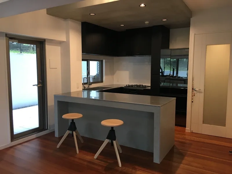 Tiện lợi tối đa nhờ quầy bar ngăn bếp và phòng khách tiện lợi