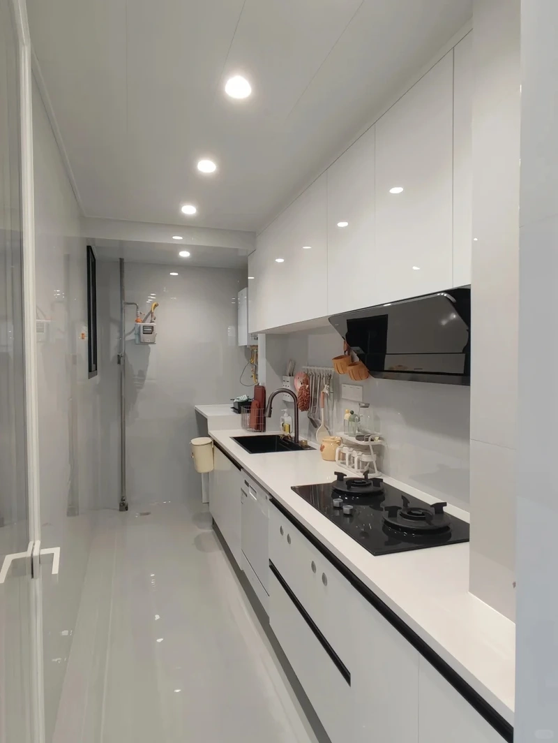 Không gian tinh tế với tủ bếp chữ i đẹp hiện đại