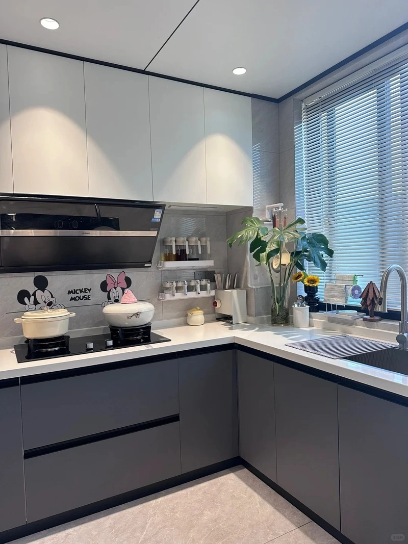 Đầu tư xứng đáng tủ bếp chữ L cao cấp