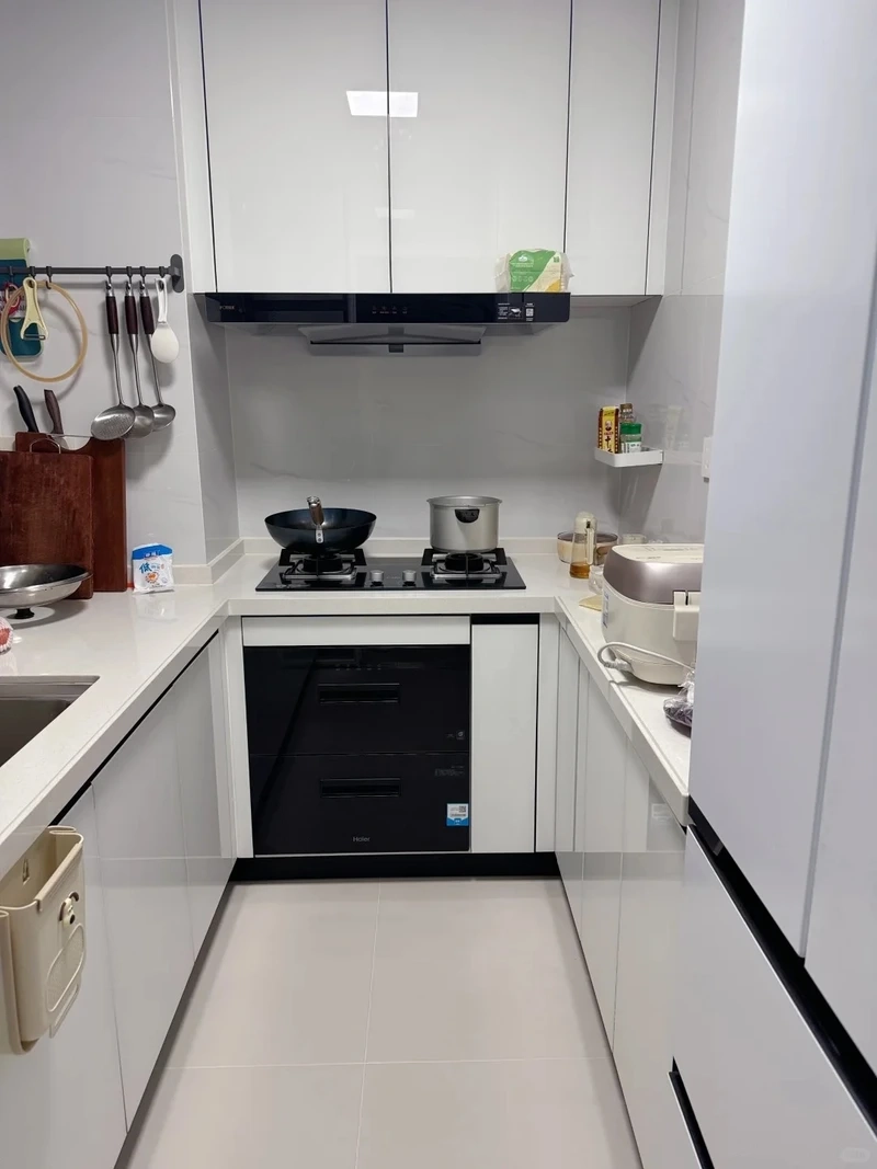 Tủ bếp chữ U là gì?