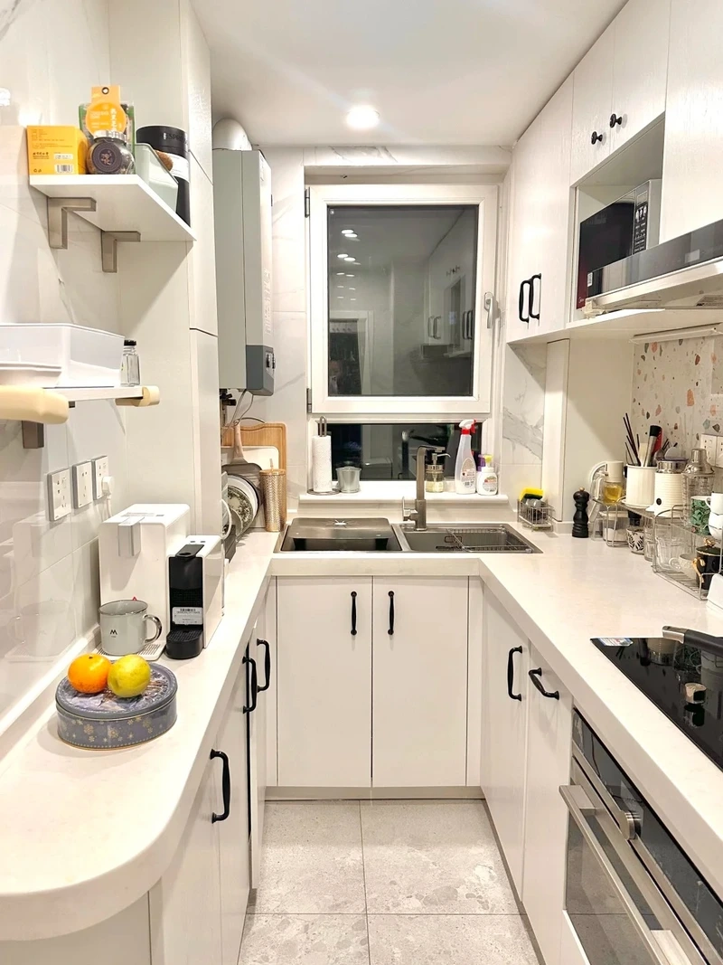 Tiết kiệm chi phí tủ bếp chữ U gỗ công nghiệp