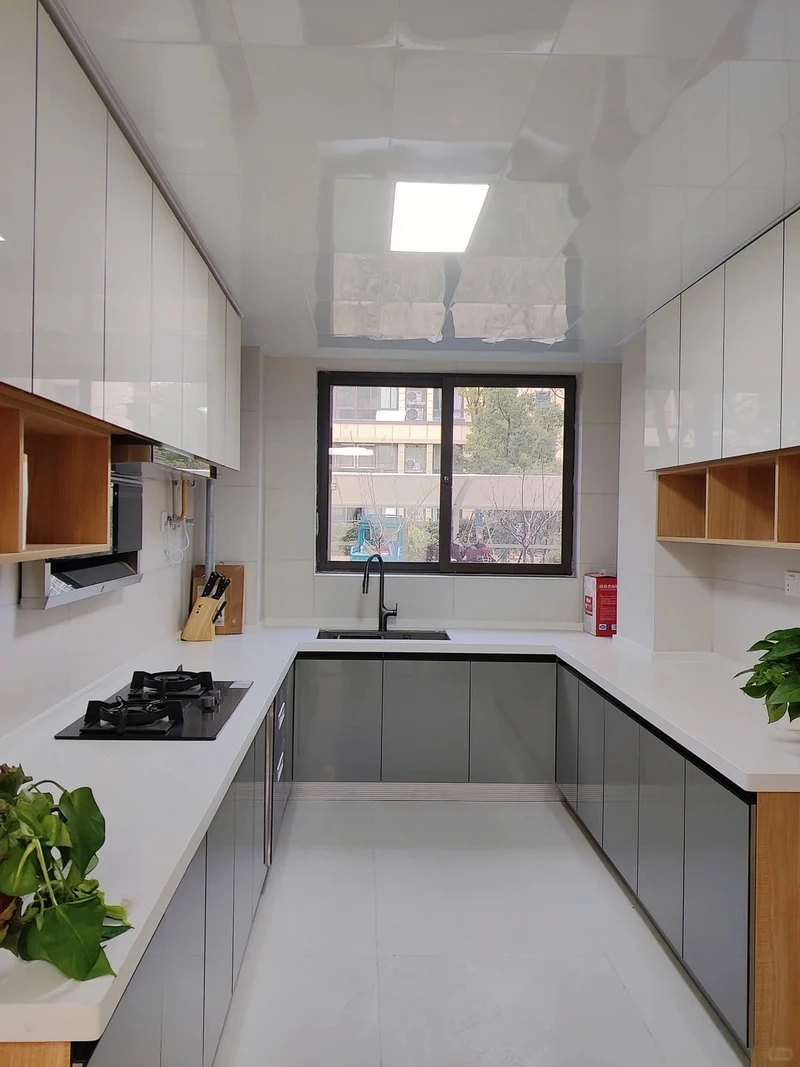 Phù hợp diện tích tủ bếp chữ U nhỏ gọn