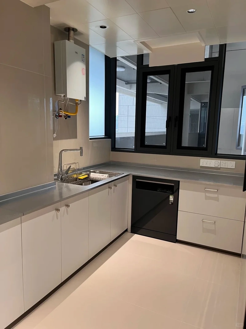 Không gian bếp bền bỉ với tủ bếp inox đẹp