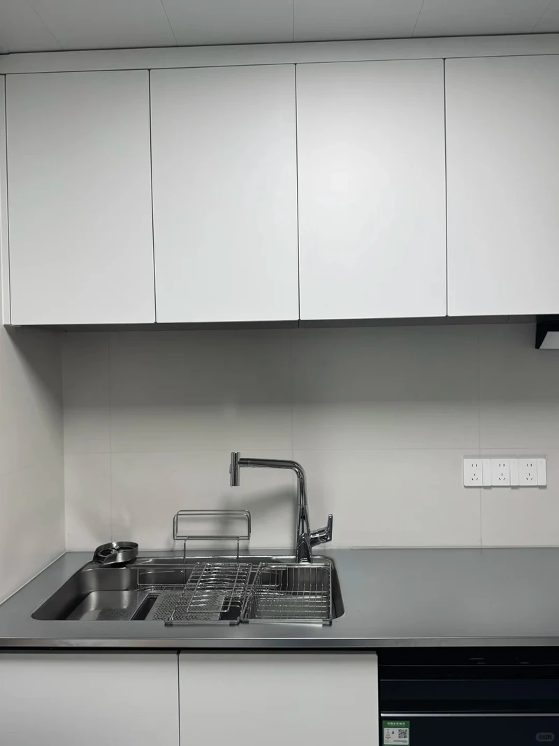 Tạo điểm nhấn với tủ bếp inox thiết kế đẹp