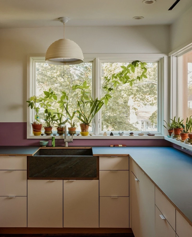 Khẳng định đẳng cấp cùng tủ bếp laminate biệt thự