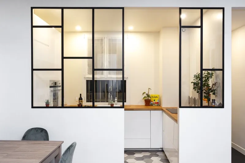 Tủ ngăn phòng khách và bếp đa năng