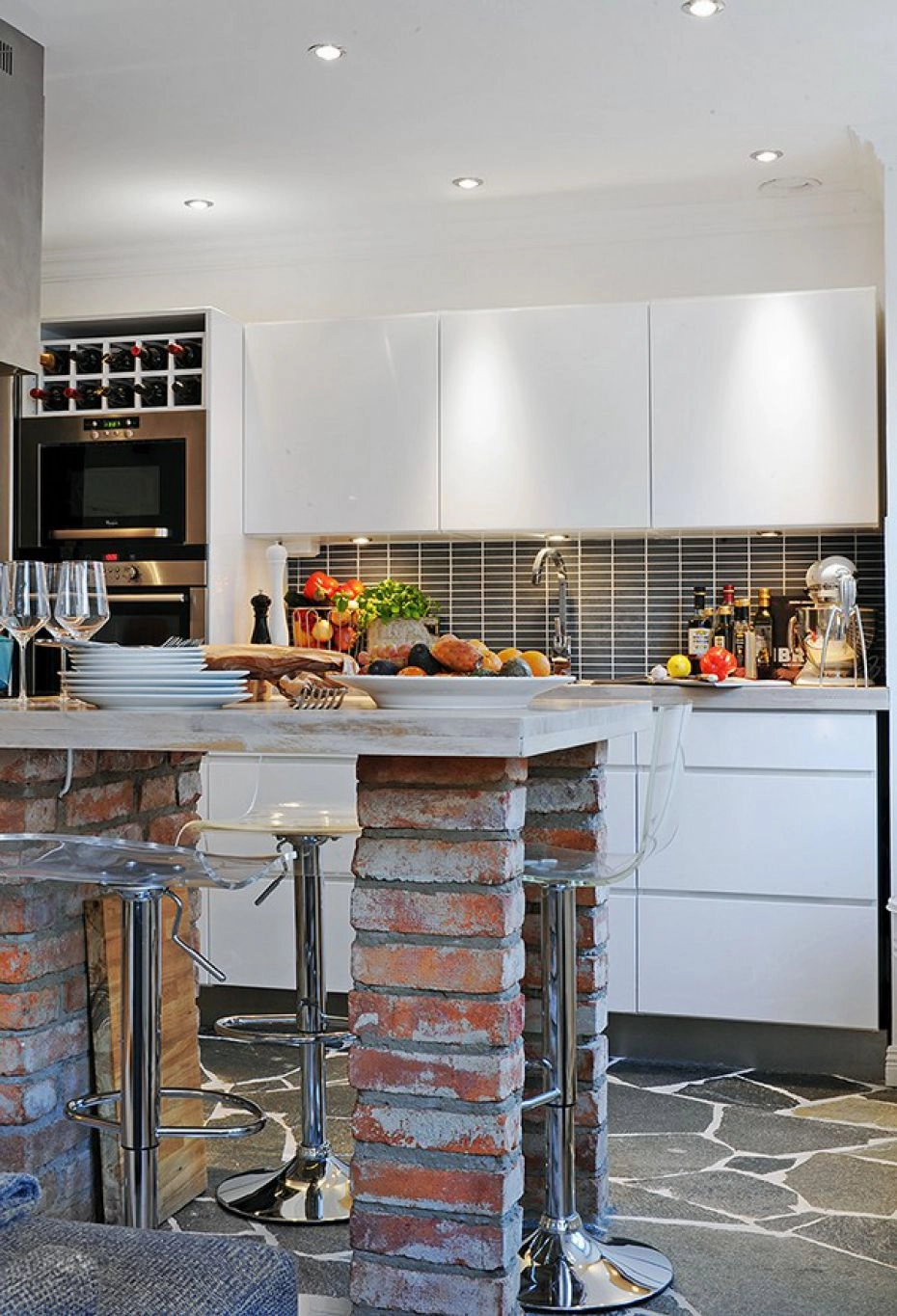 Quầy bar bếp xây đơn giản dễ ứng dụng