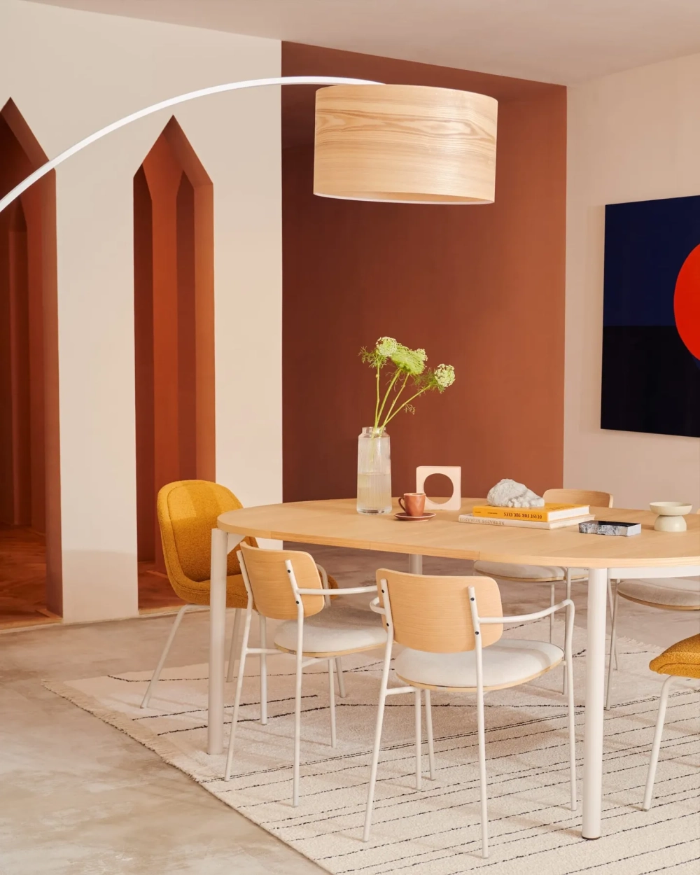 Bàn ăn gỗ sồi nga đa năng cho nhà phố