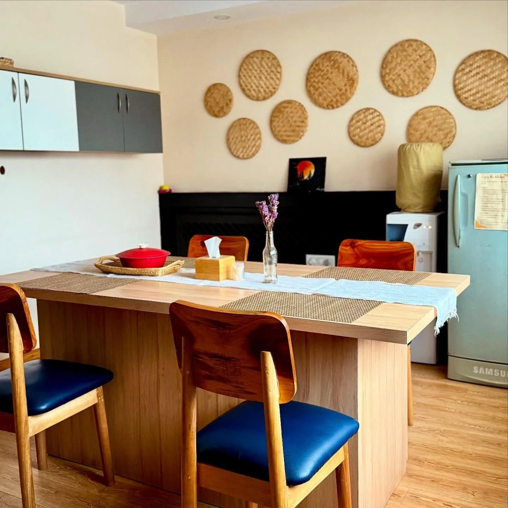 Tận dụng ánh sáng tự nhiên để tạo góc decor bếp chill thư giãn