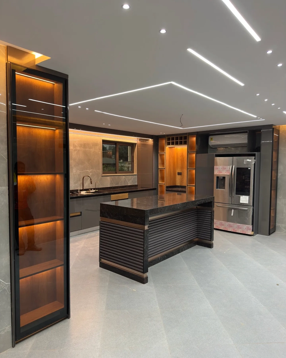 Hệ tủ bếp thông minh chữ I tối ưu diện tích căn hộ chung cư