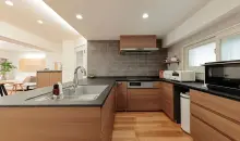 Lựa chọn tủ bếp biệt thự đẹp hoàn hảo cho mọi gia đình