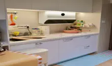 Mẫu tủ bếp chung cư thông minh tiết kiệm tối đa diện tích