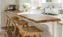 30+ Mẫu bàn đảo bếp gỗ tự nhiên đẳng cấp và sang trọng