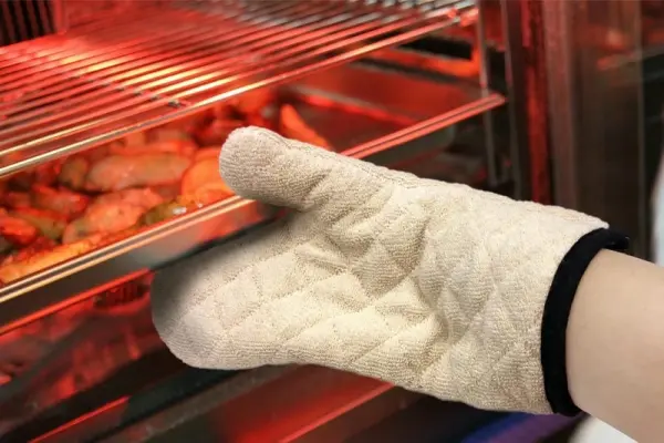 101+ mẫu găng tay làm bếp khiến công việc bếp núc nhẹ nhàng