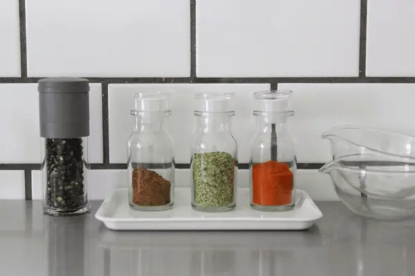 Tham khảo ngay hũ đựng gia vị đẹp cho bếp gọn tinh tế