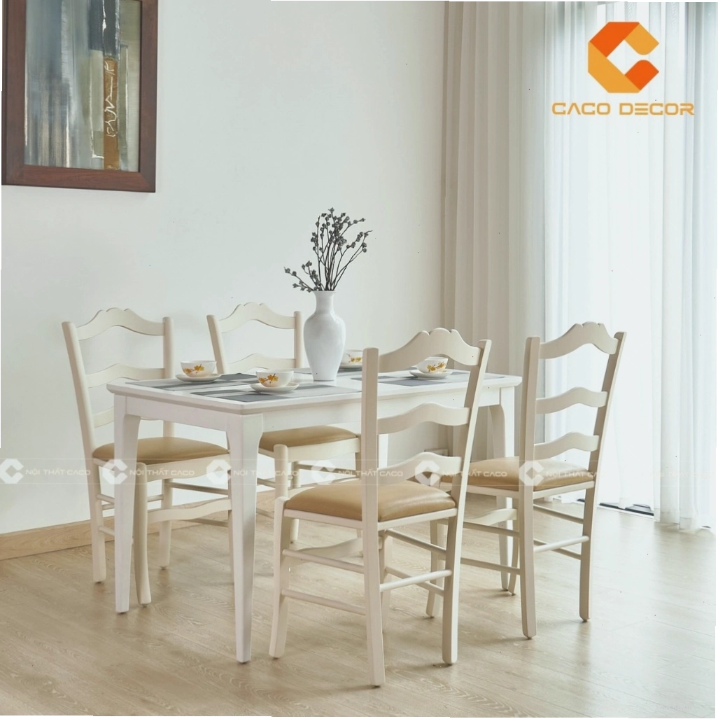 Bàn ăn chung cư nhỏ đẹp và sang trọng