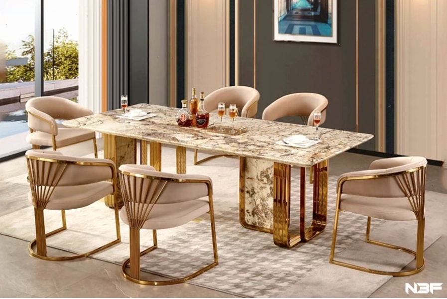 Bàn ăn mặt đá tự nhiên phong cách Luxury với chân mạ vàng