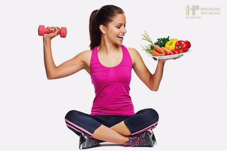 Bàn ăn ngồi bệt gấp gọn chất liệu gỗ tự nhiên