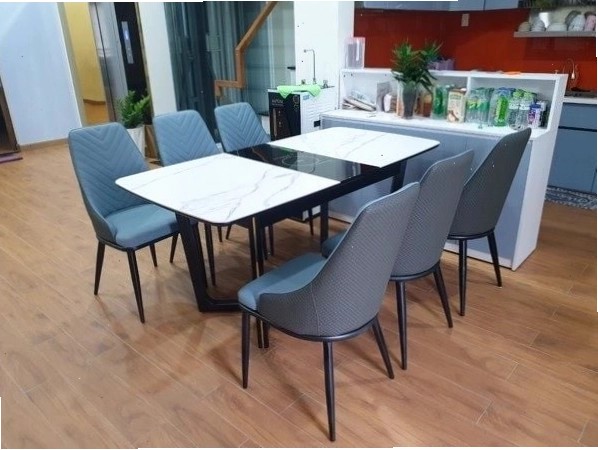Bàn ăn thông minh có tích hợp bếp từ tiện lợi