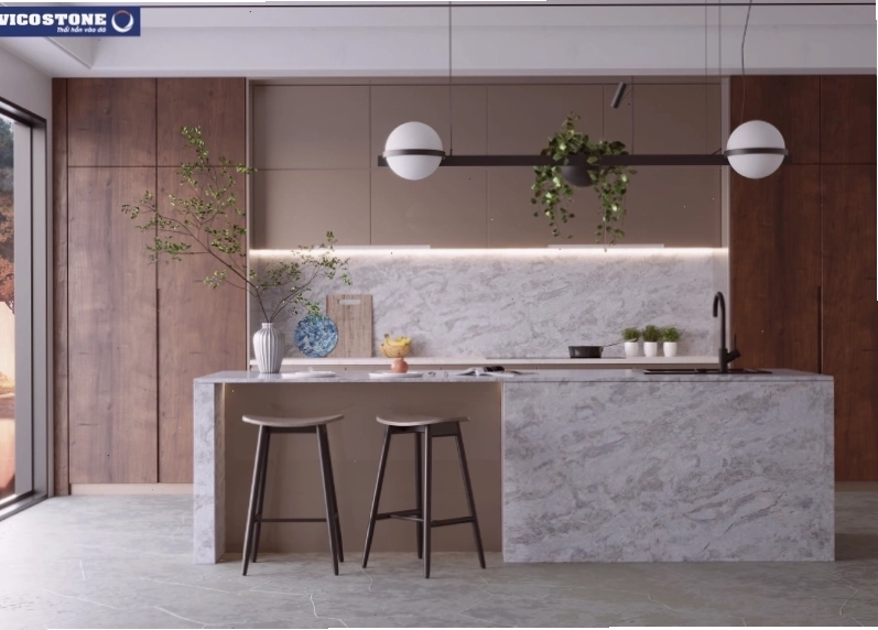 Bàn đảo bếp mặt đá tự nhiên tạo điểm nhấn ấn tượng cho căn bếp hiện đại
