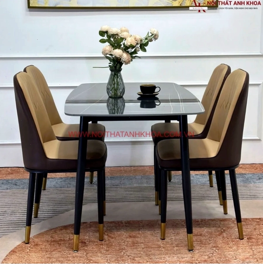 Bộ bàn ăn 4 ghế nhỏ gọn
