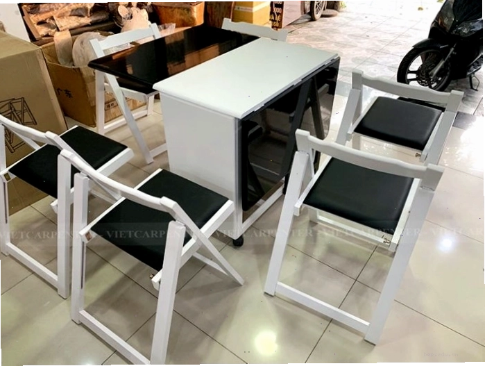 Bộ bàn ăn gấp gọn 6 ghế giá rẻ với thiết kế đơn giản, hiện đại