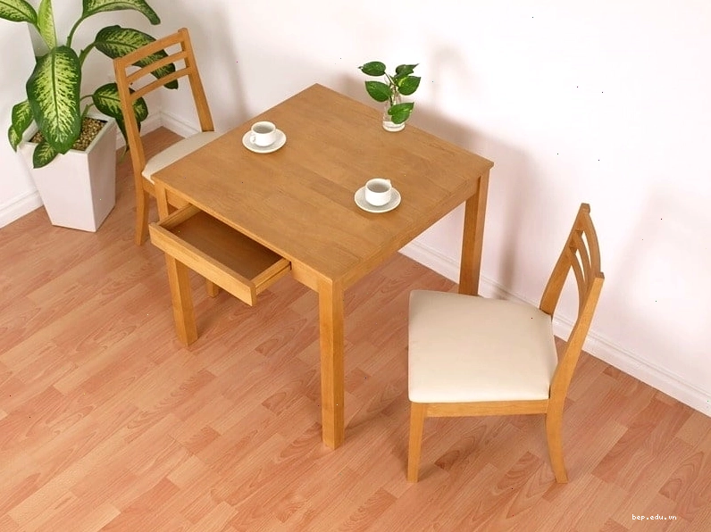Bộ bàn ăn nhỏ gọn bằng gỗ tự nhiên