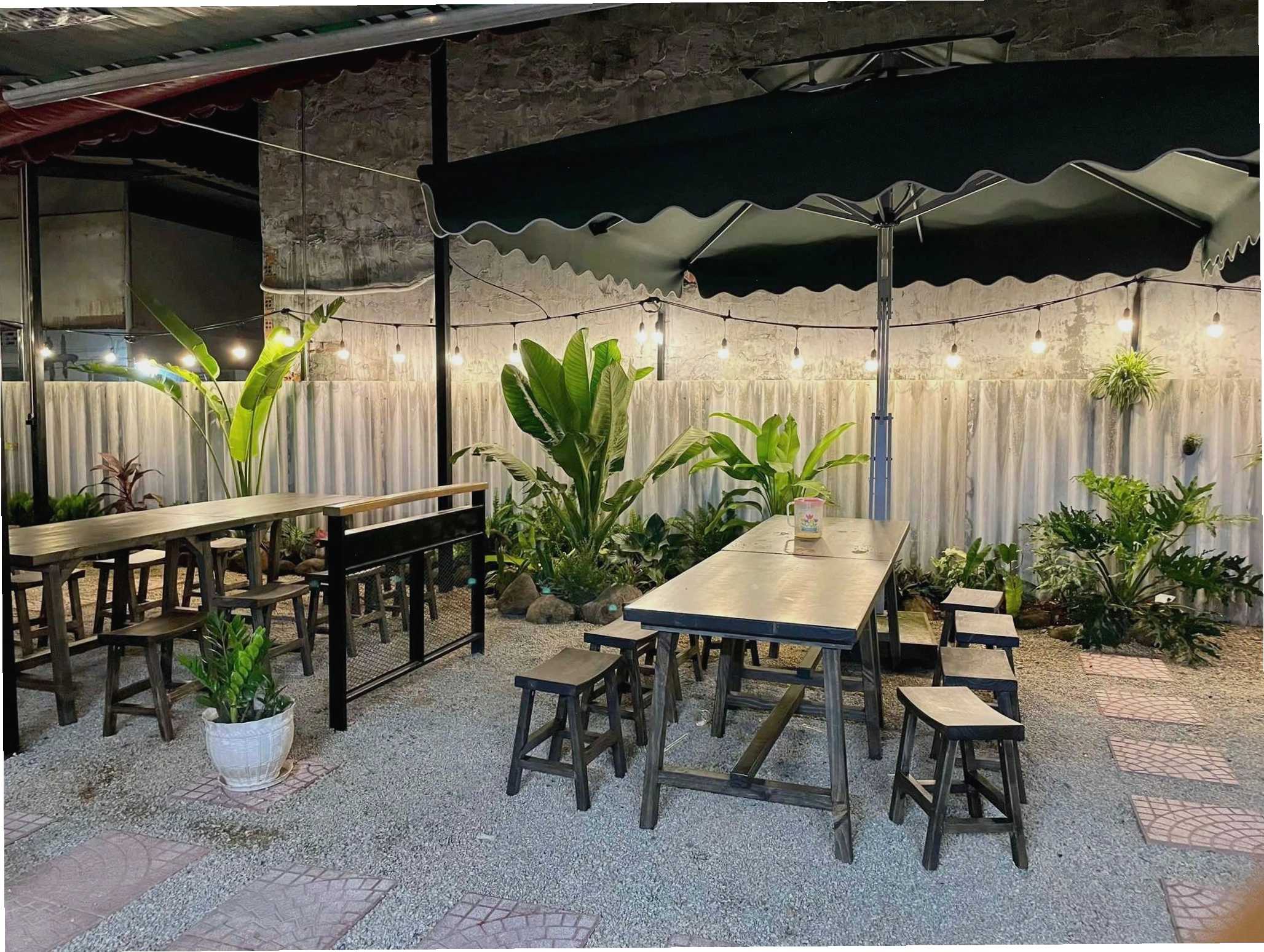 Bộ bàn ghế đôn gỗ thông
