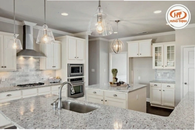 Đá Granite siêu đặc rắn phù hợp với hạng mục bàn bếp hay tiếp xúc với nước
