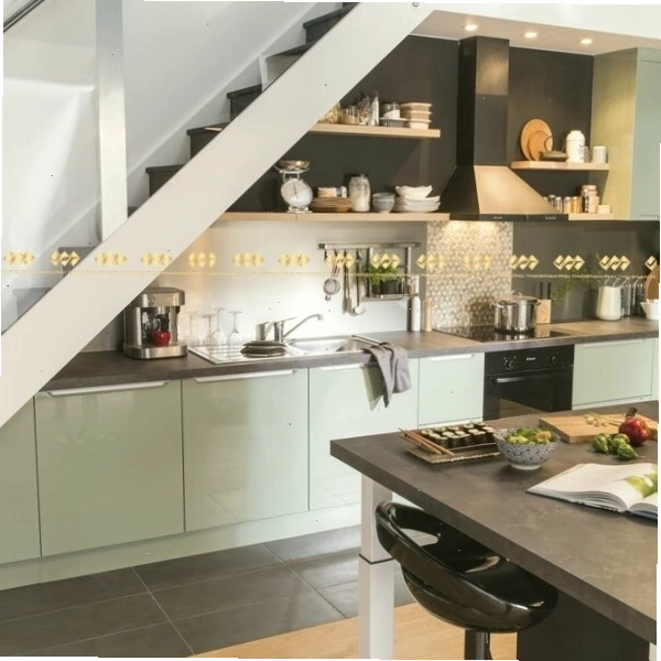 Mẫu thùng tủ bếp dưới sử dụng chất liệu tủ bếp acrylic bền đẹp