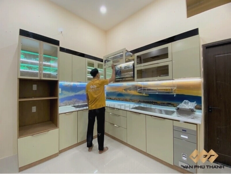Mẫu tủ bếp chữ L đa năng đẹp và bền bỉ