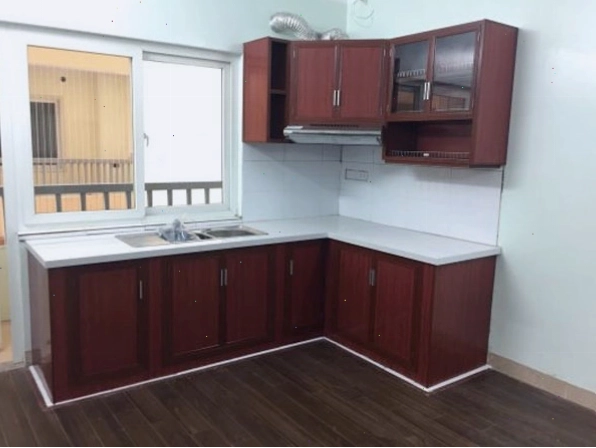 Mẫu tủ bếp treo nhỏ màu vân gỗ