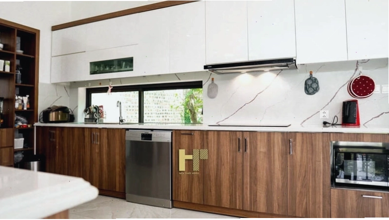 Minh họa chiều cao tiêu chuẩn của mặt đá bếp