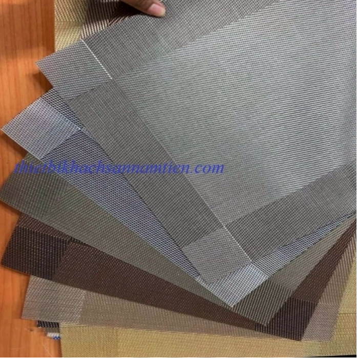 Tấm lót bàn ăn hình vuông với họa tiết hình học độc đáo