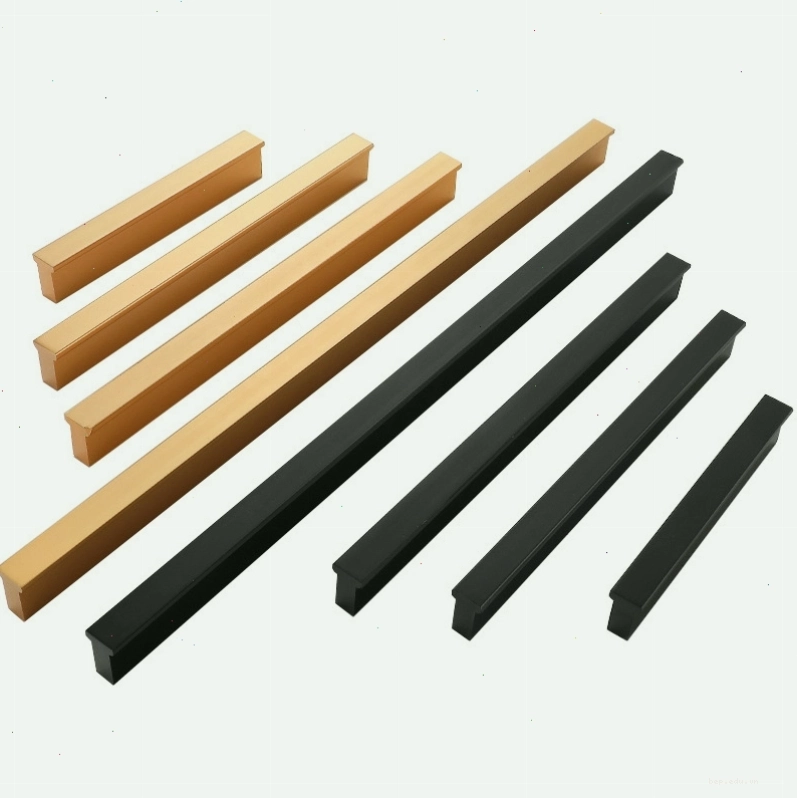Tay nắm tủ quần áo Euroware 5053 với thiết kế thanh lịch